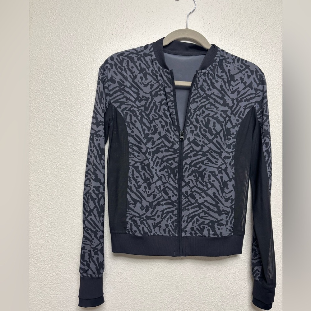 Lululemon Noir Jacket II  Womens